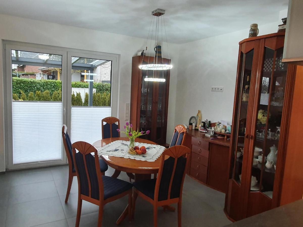 Grosszuegige Unterkunft Mit Terrasse Oberbrechen Exterior foto